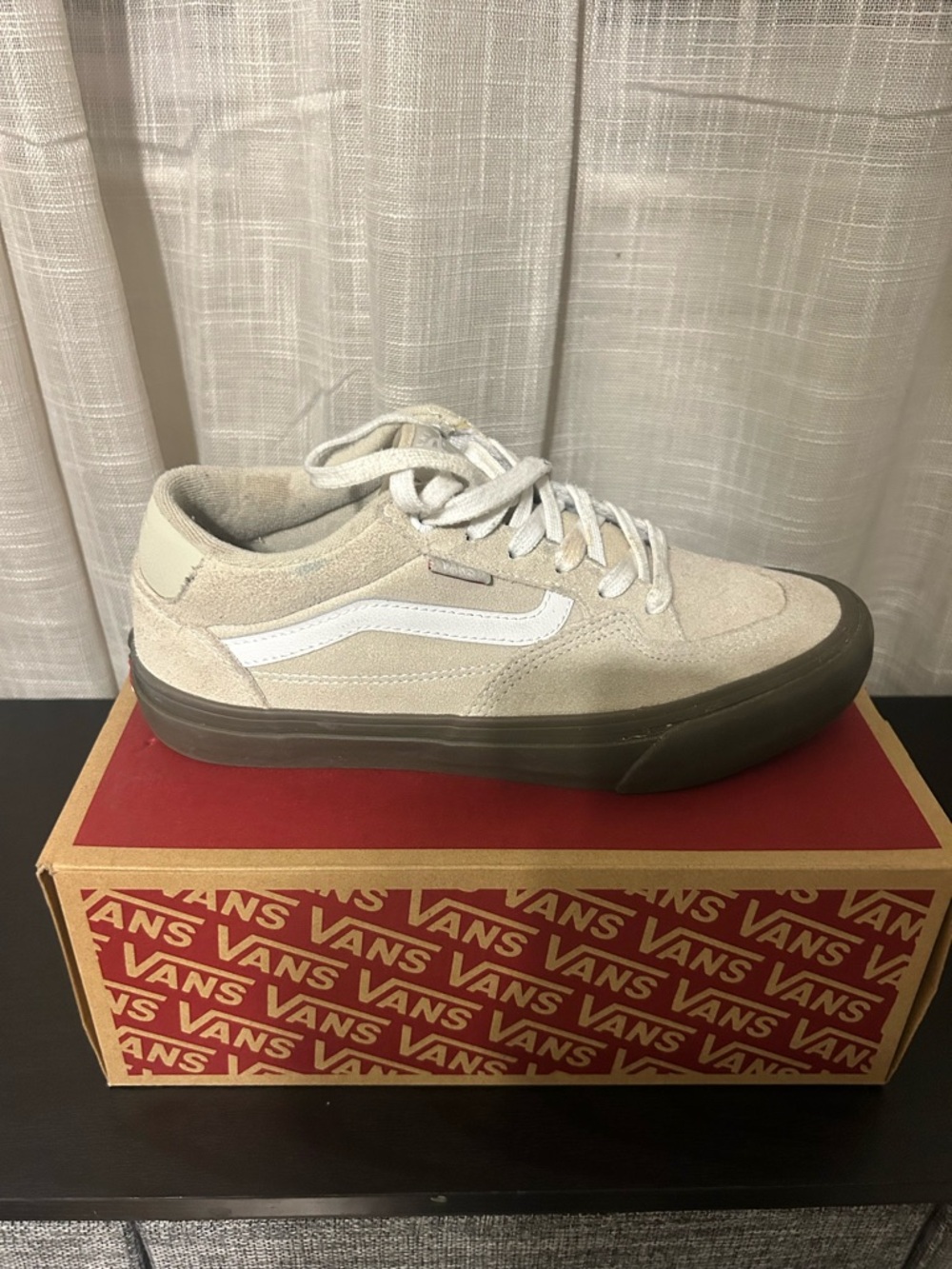 Men’s Vans Size 9